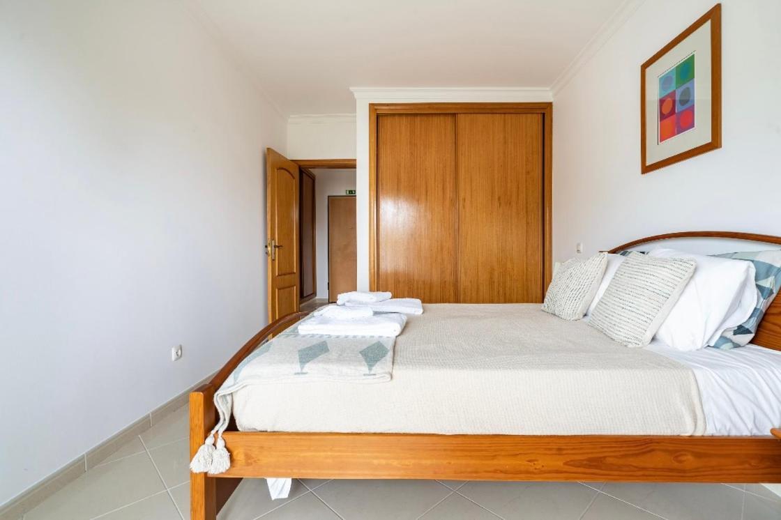 Quarteira Beach House Buitenkant foto