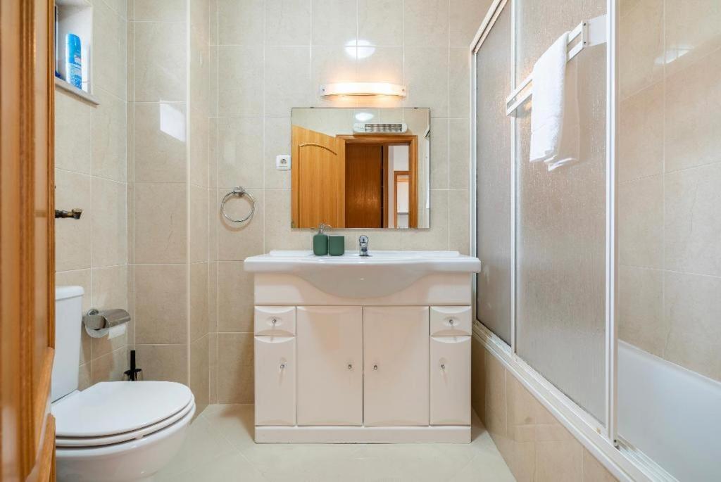 Quarteira Beach House Buitenkant foto